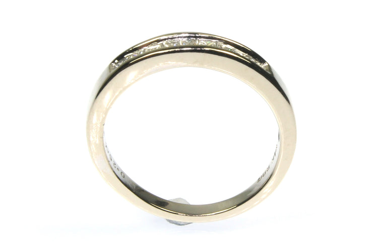 .25ctw Diamond Princess Cut Channel Band