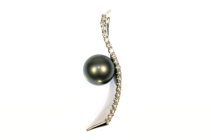 Tahitian Pearl and Diamond Pendant