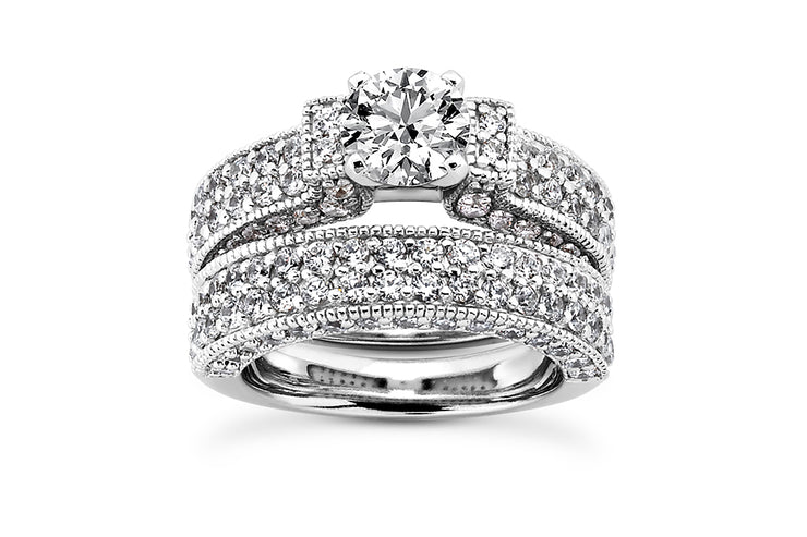 1.05ctw Diamond Engraved Band