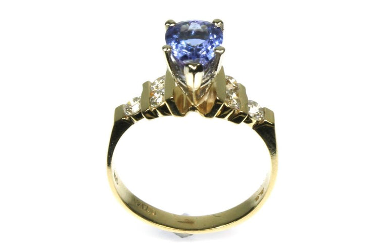 Tanzanite and Diamond Ring